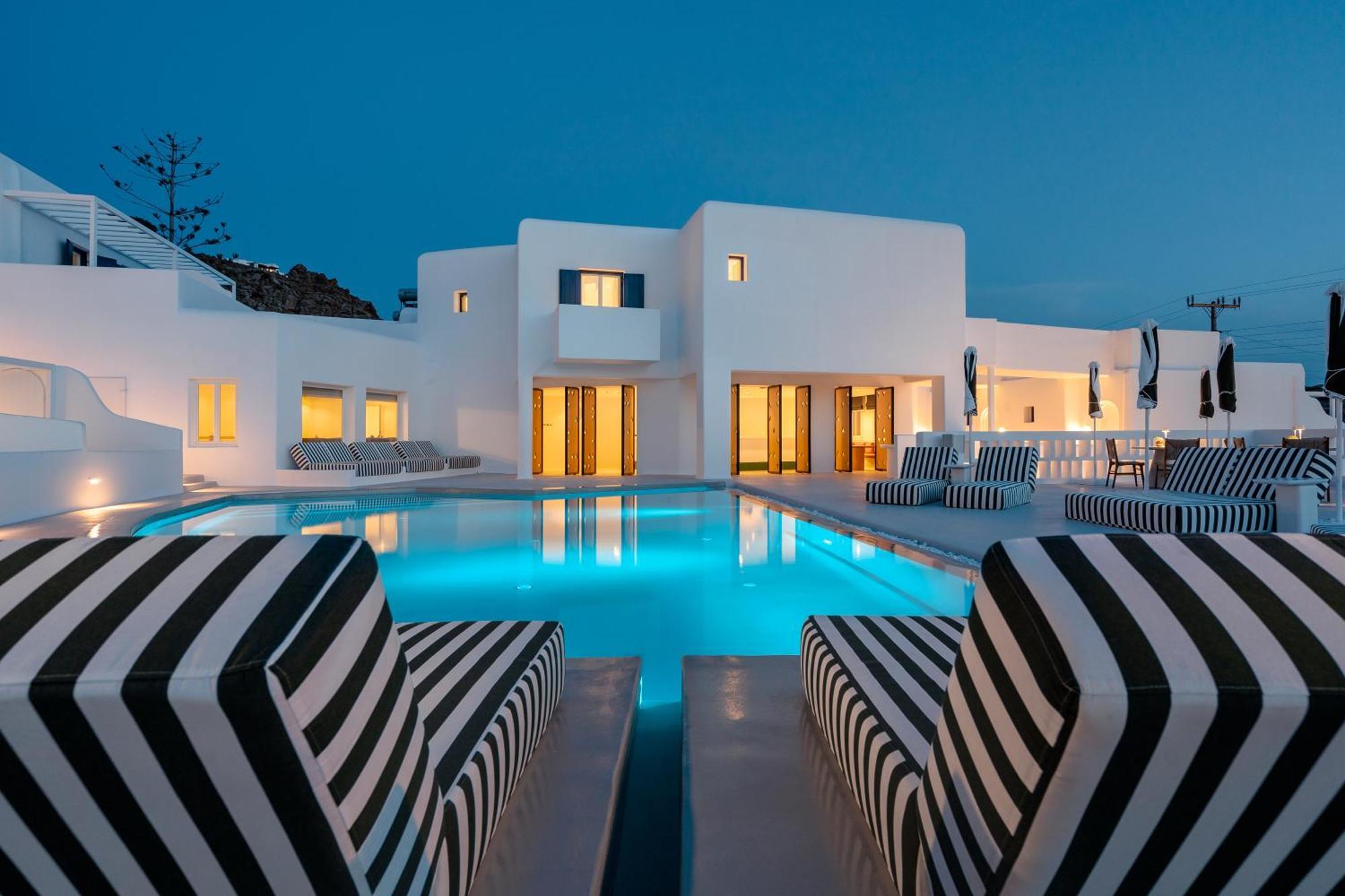 Croco Mykonos Hotel Tourlos Bagian luar foto