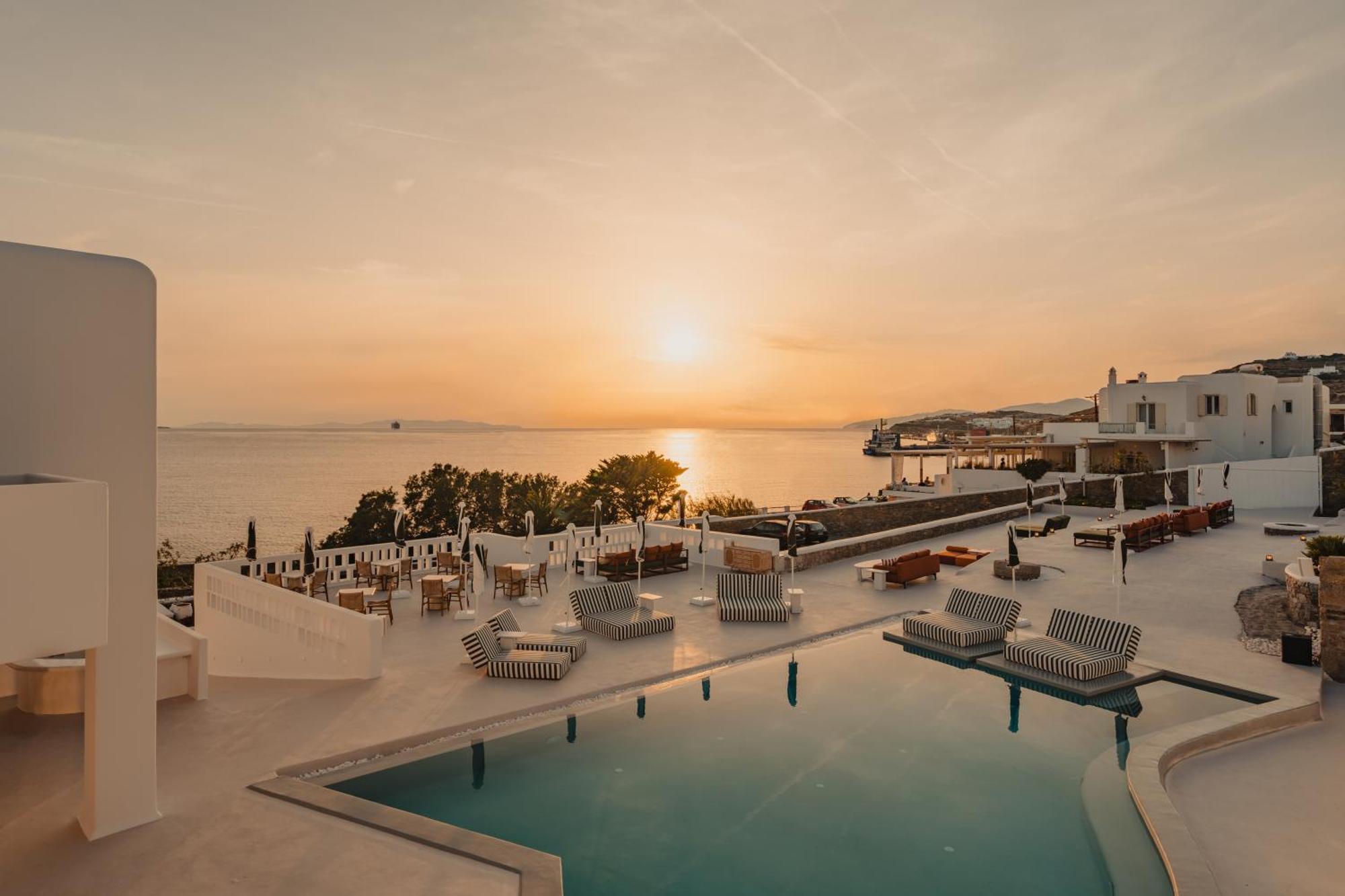 Croco Mykonos Hotel Tourlos Bagian luar foto